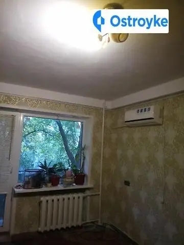 3-кімнатна квартира, 48 м², вул. Центральна, 14, Запоріжжя