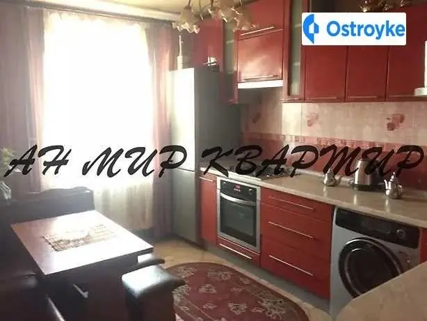 Продаж 2-кімнатної квартири, 60 м², Полтава — фото 2