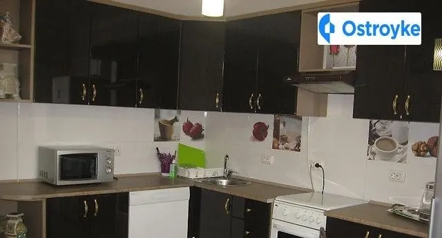 3-кімнатна квартира, 100 м², вул. Плугова, 10, Львів — фото 1