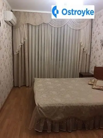 2-кімнатна квартира, 51 м², вул. Героїв Дніпра, 40А, Київ