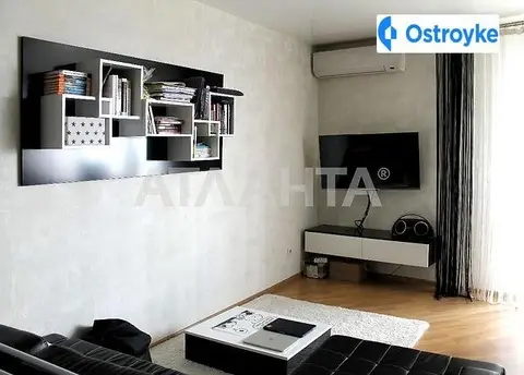 2-кімнатна квартира, 60 м², вул. Срібнокільська, Київ
