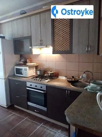 3-комнатная квартира, 92 м², вул. Корольова, 10в, Чернигов — фото 1