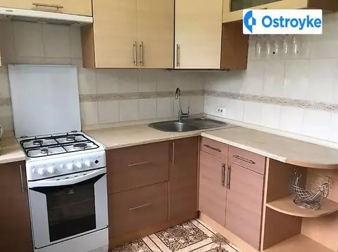 2-кімнатна квартира, 65 м², вул. Запорожська №, Запоріжжя
