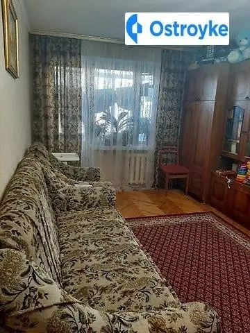 1-кімнатна квартира, 37 м², вул. Межова, 1, Київ