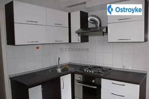 2-кімнатна квартира, 56 м², вул. Половецька, 14а, Київ