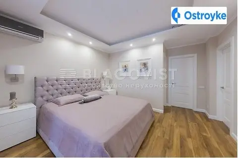 3-кімнатна квартира, 130 м², вул. Академика Вильямса, 5, Київ