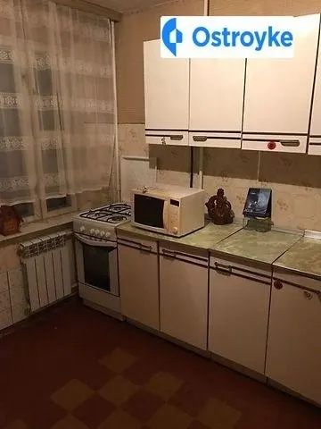 Оболонская площадь — фото 1