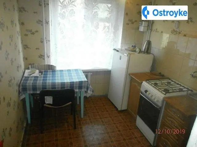 Продаж 2-кімнатної квартири, 50 м², Мелітополь — фото 2
