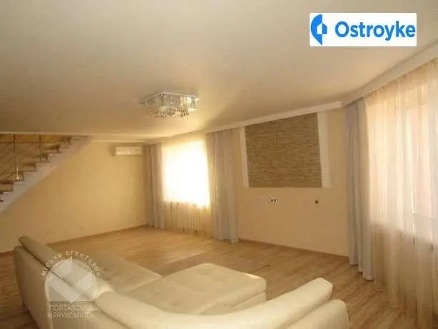 Продаж 3-кімнатної квартири, 127 м², Полтава — фото 3