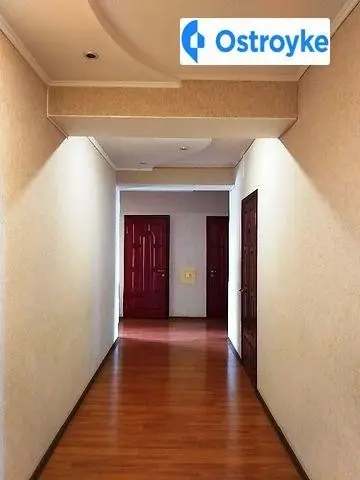 Продаж 3-кімнатної квартири, 88 м², Маріуполь