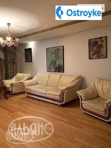Продаж будинку, 350 м², Ужгород