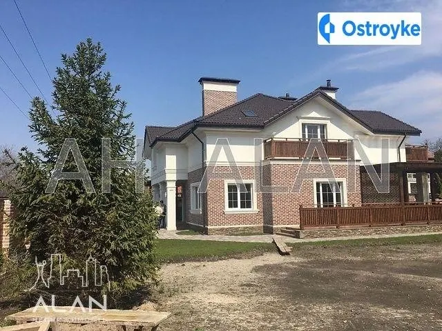 Продажа дома, 220 м², Обухов — фото 1