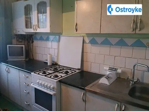 3-кімнатна квартира, 65 м², просп. Злуки, Тернопіль