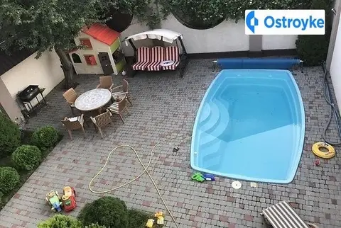 3-кімнатна будинок, 150 м², вул. Обільна, Одеса