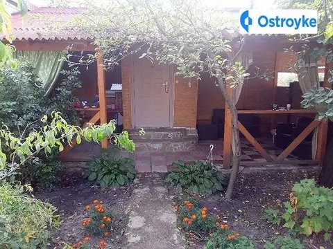 5-кімнатна будинок, 100 м², пров. Чернігівський, Київ