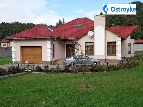 Продаж будинку, 400 м², Яворів