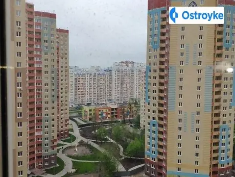 3-кімнатна квартира, 82 м², просп. Академіка Глушкова, 3, Київ