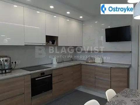 2-комнатная квартира, 70 м², вул. Панельна, 7, Киев