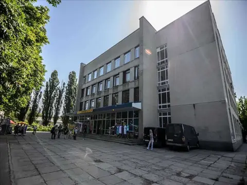 Центр. У нашего предложения конкурентов нет!