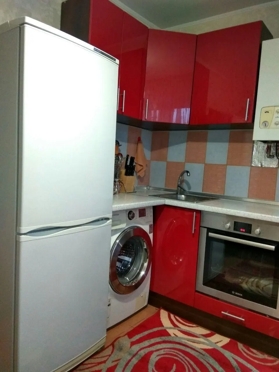 Продам тихую просторную 3-комнатную квартиру в Ужгороде (ул. Грушевского, 63, район ТЦ — фото 1