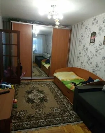 Продам квартиру на Космос в районе поликлиники 8 Марта — фото 1