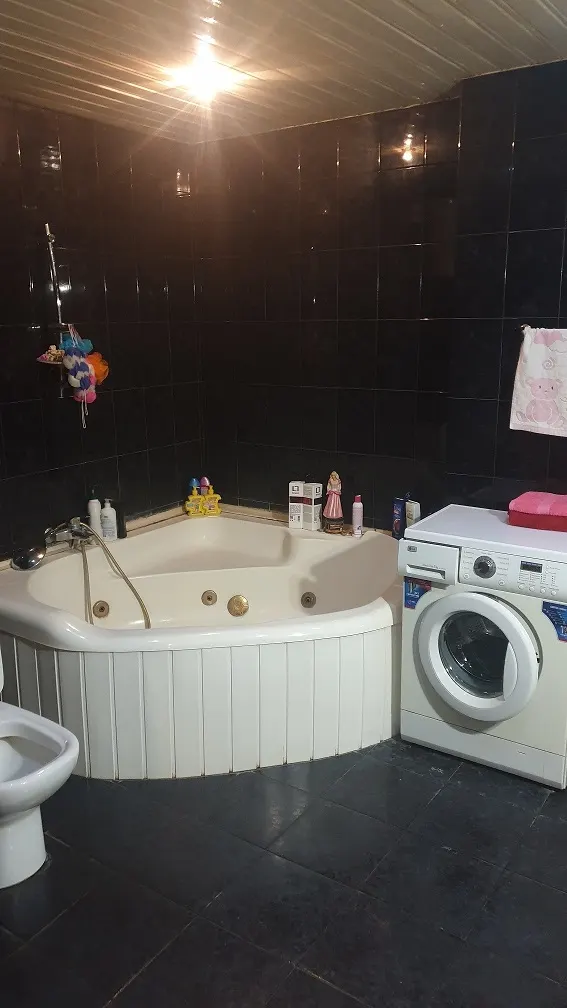 Продам 3к квартиру у метро Вырлица — фото 1