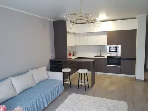 2-комнатная квартира, 57 м², Липковского, 37б, Киев