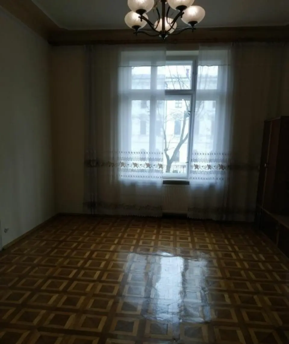 Квартира під офіс в центрі Львова, 3-кімнати 115 кв.м — фото 2
