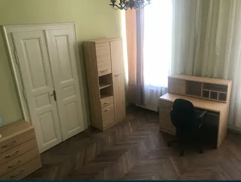 Квартира 2 кімнати біля Політехніки