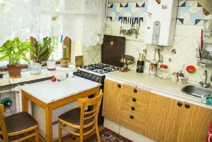 Продам трехкомнатную квартиру в не фасадном доме Малиновского района — фото 2