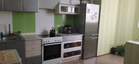 Квартира с ремонтом с кухней-студией