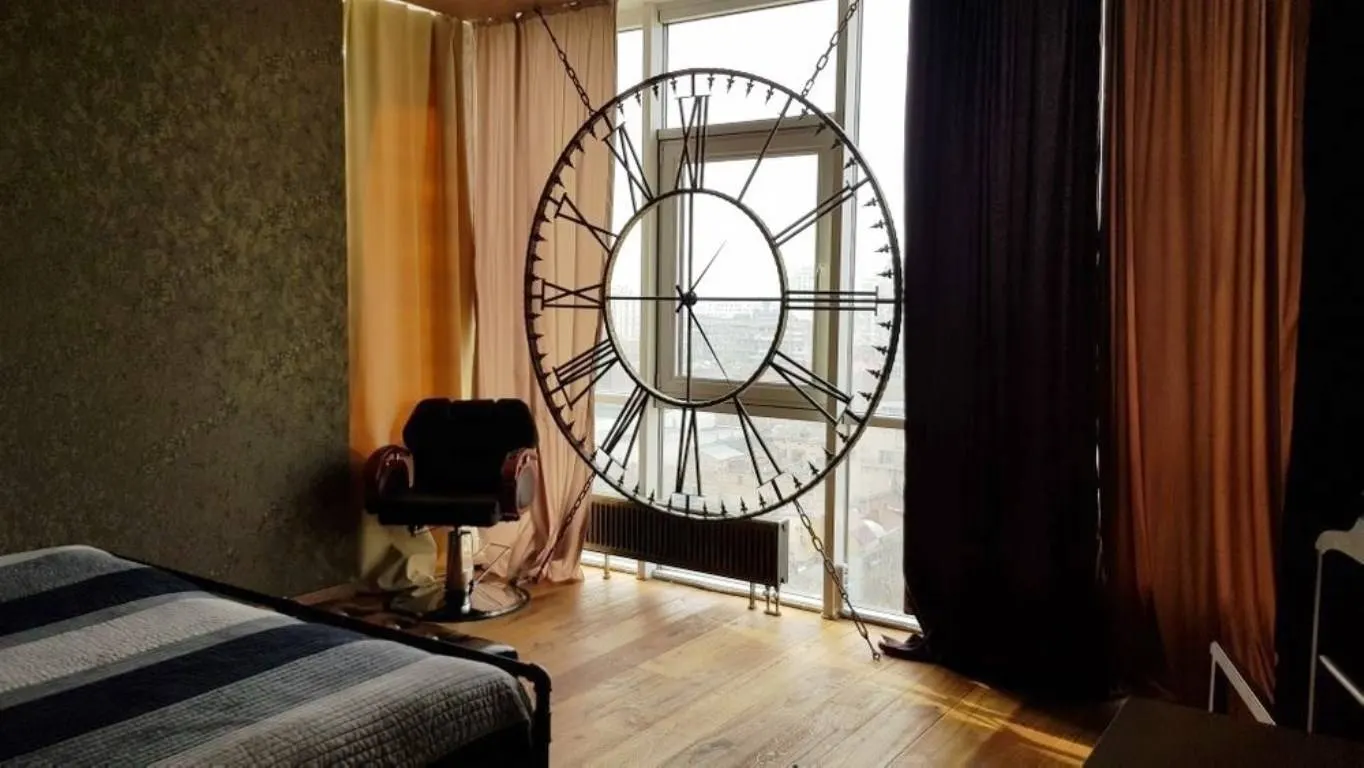 Продам 3-х комнатную квартиру с дизайнерским ремонтом в Центре Одессы — фото 1