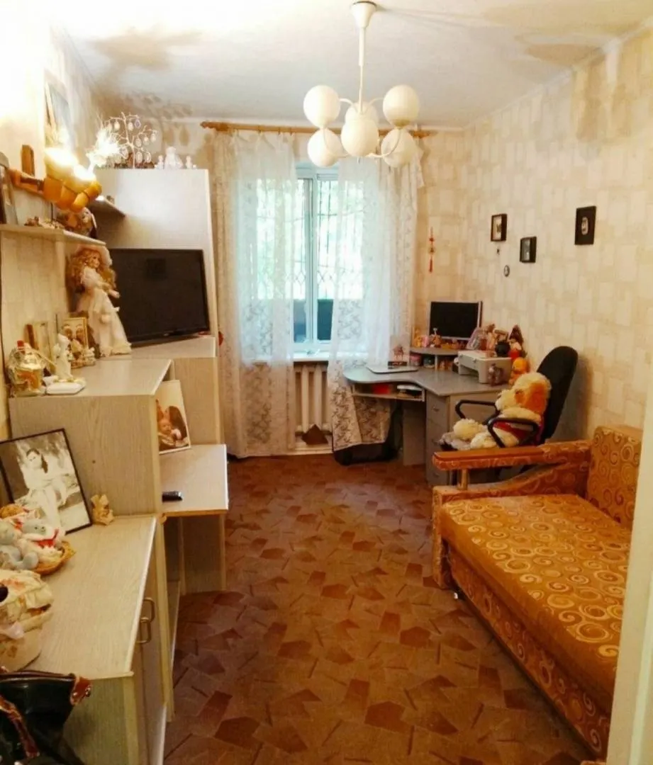 Продам 3-комнатную квартиру — фото 1