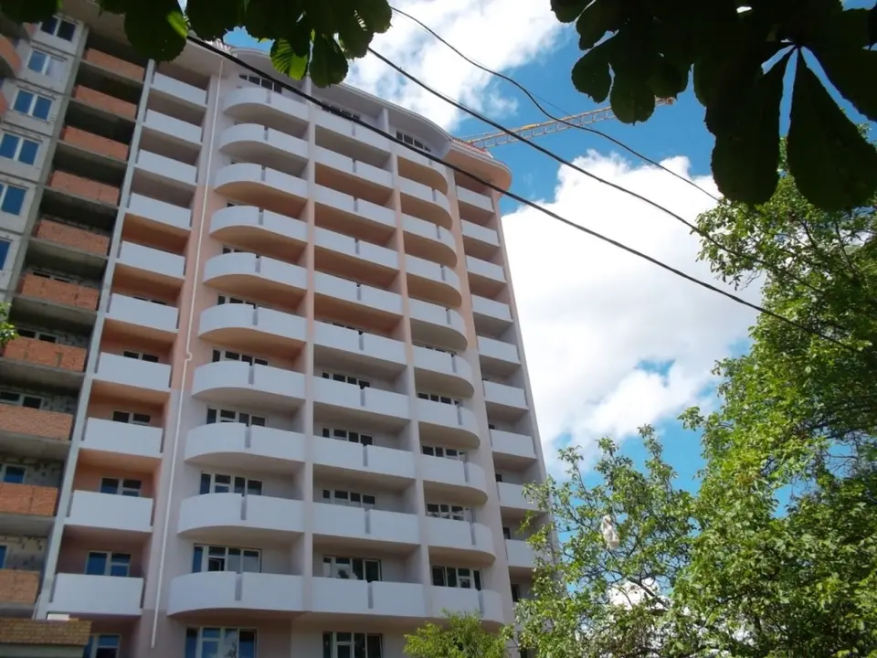 Продам 2 комнатную квартиру в новом доме на Гайдара — фото 5