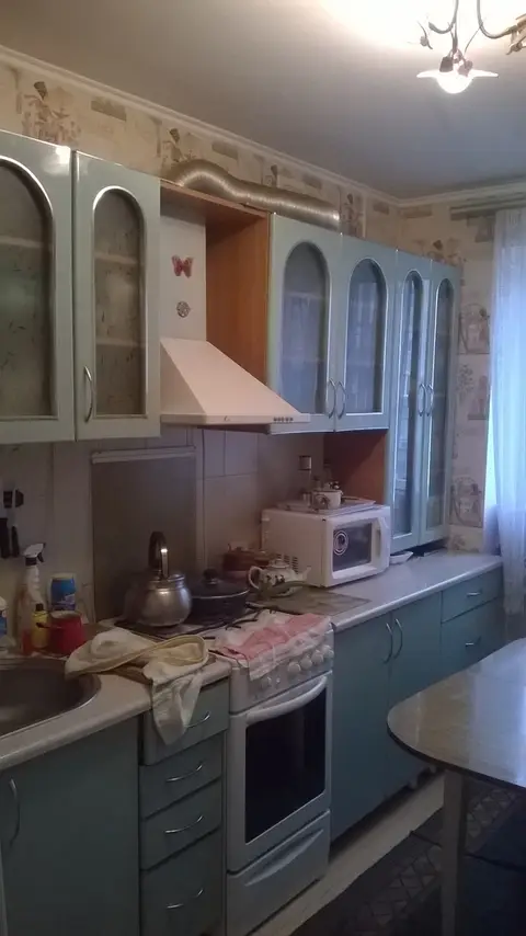 4-кімнатна квартира, 83 м², Чорноморськ