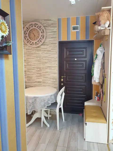Продам 2 комнатная квартира на Сахарова