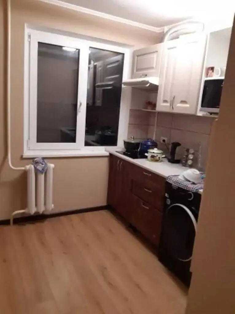 продам двухкомнатную квартиру на Героев Сталинграда — фото 3