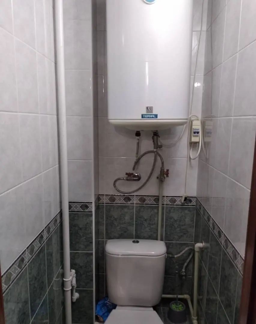 Продам трехкомнатную квартиру — фото 4