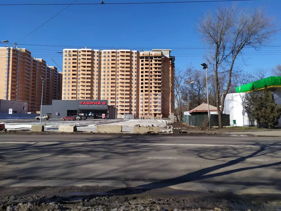 Двухкомнатная квартира в новом доме с эркерным остеклением — фото 3