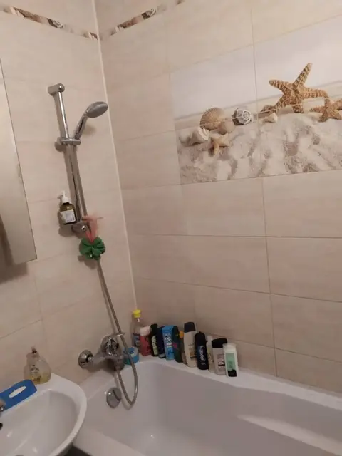 2-кімнатна квартира, 54 м², Чорноморськ