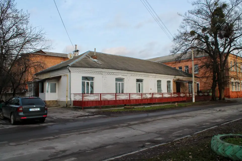 Приватний сектор в центрі міста — фото 3