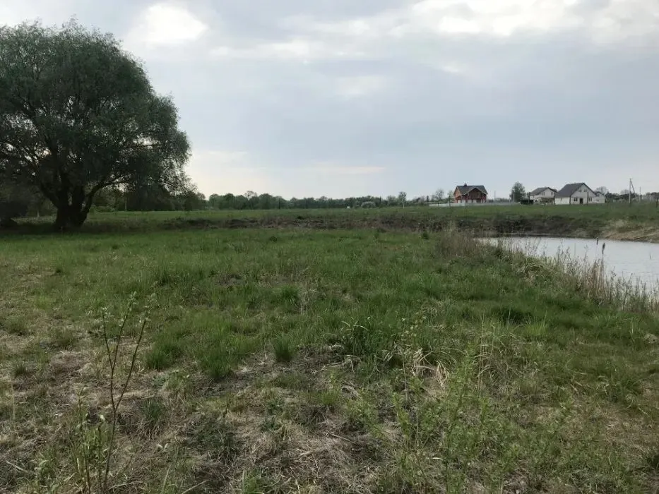 Земельна ділянка 1га з озером біля заповідника с.Літочки — фото 1
