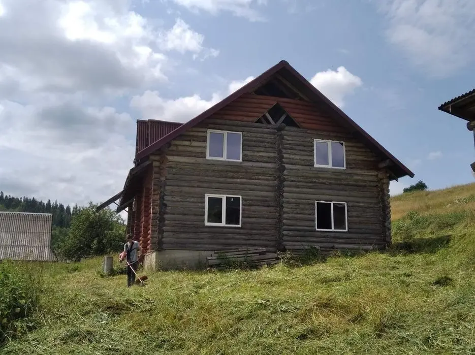 Будинок і земельна ділянка — фото 3