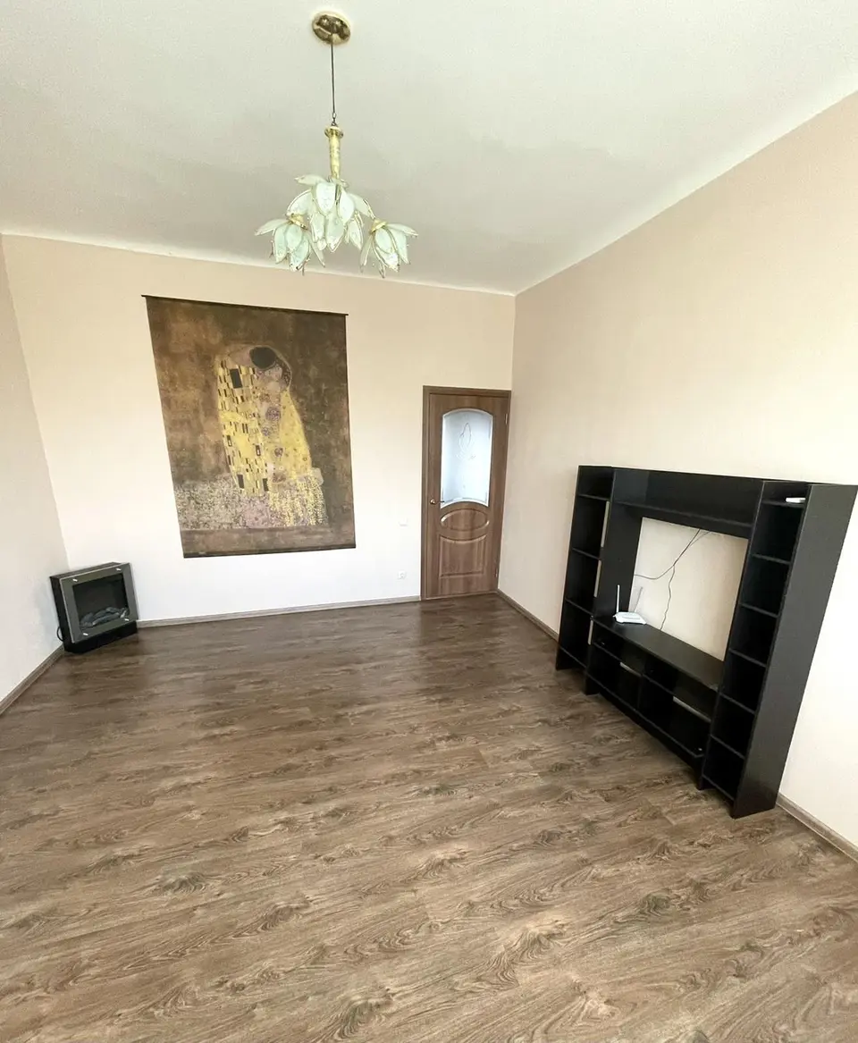 Продам 2-х комнатную квартиру 55 кв.м, проспект Металлургов 19 — фото 2