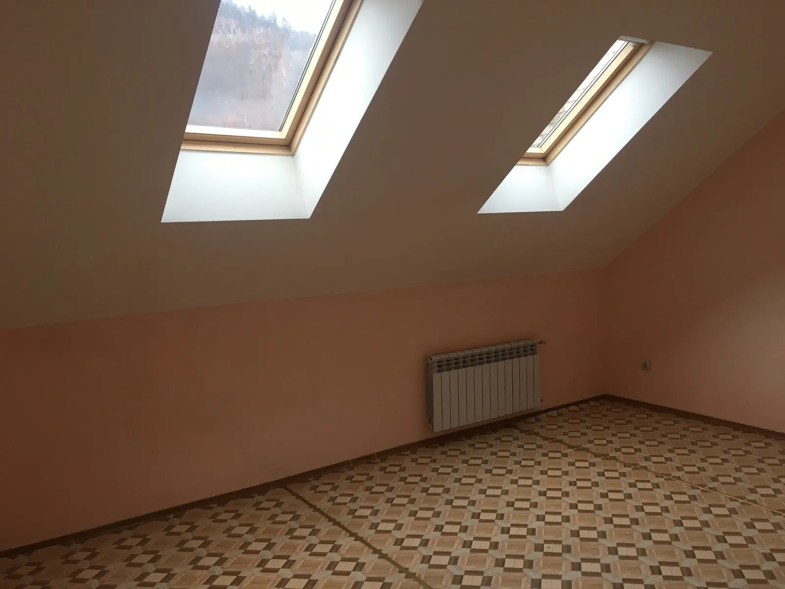 Продаж 2-рівневої квартири в м.Яремче — фото 1