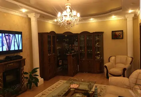 Продам великий дім для комфортного життя та відпочинку
