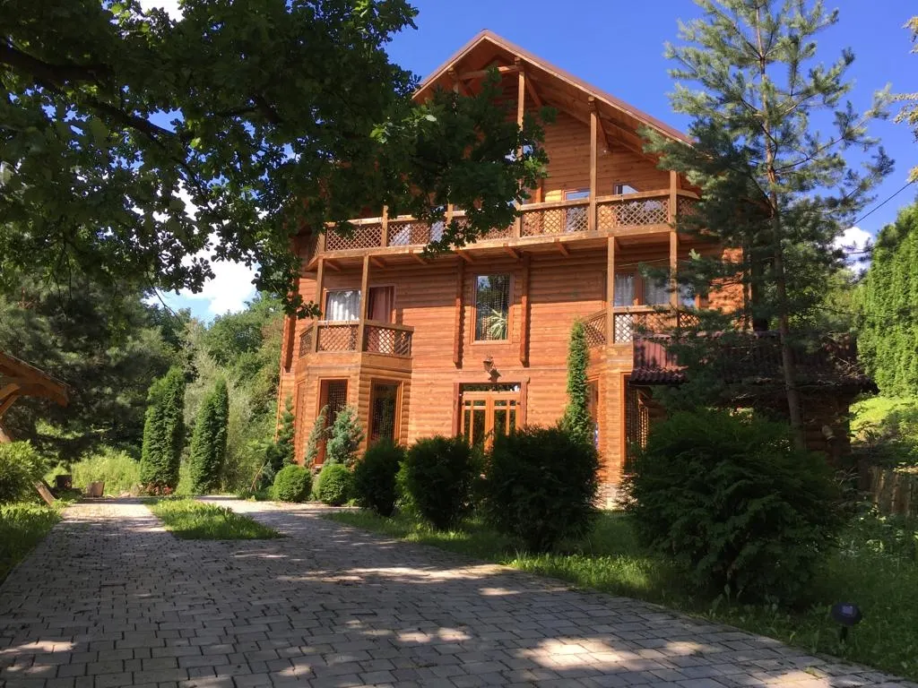 Продам готель у Карпатах — фото 1