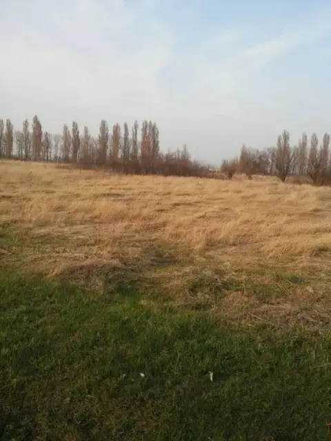 Срочно продам участок под строительство