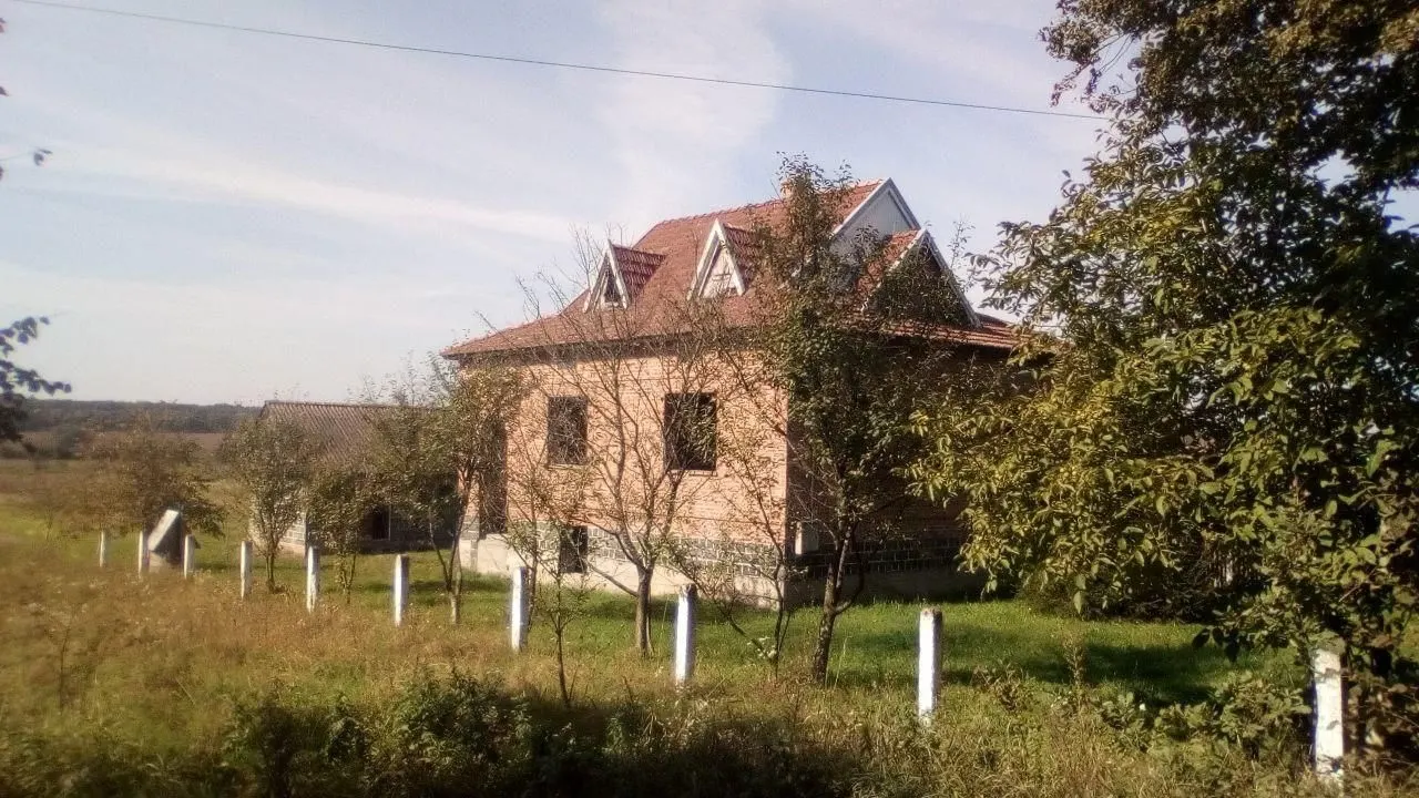Продається незавершене будівництво в с. Загірочко — фото 1