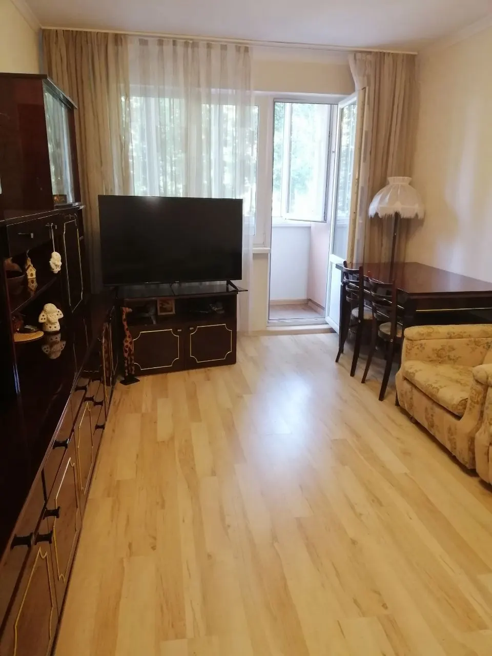 Продаж чудової квартири 64 кв.м. з МЕБЛЯМИ і ТЕХНІКОЮ — фото 1